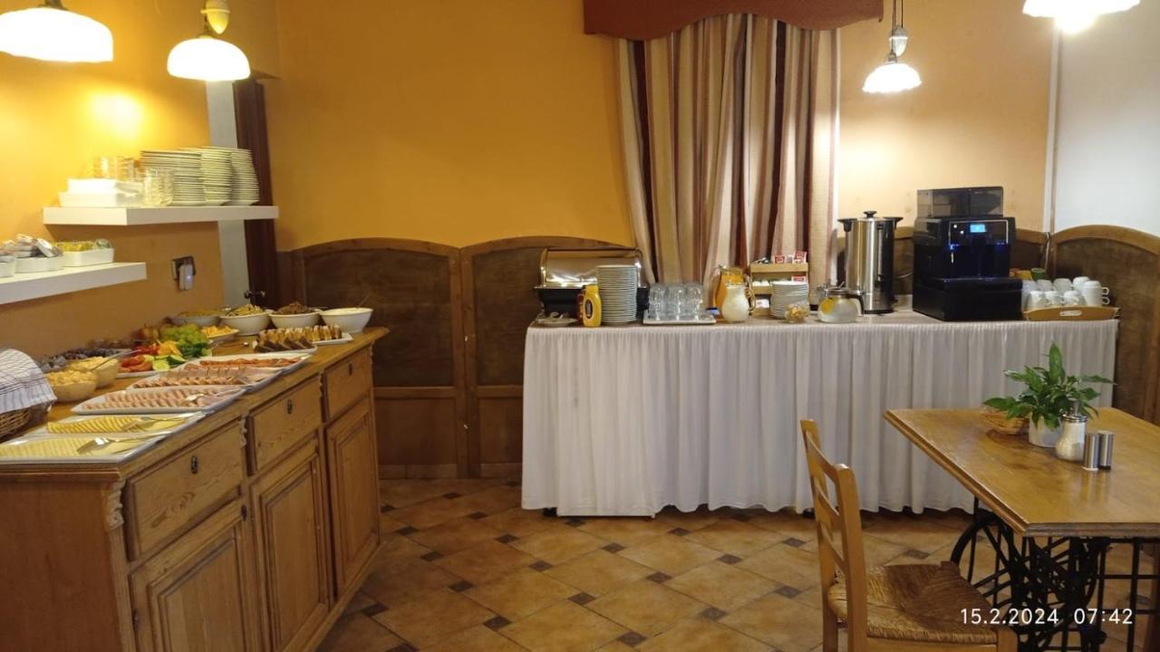 Sport Hotel Pomi Гаррахов Экстерьер фото