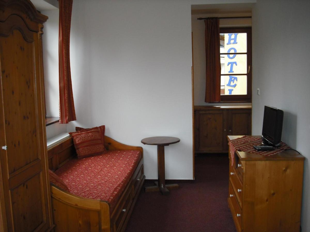 Sport Hotel Pomi Гаррахов Экстерьер фото
