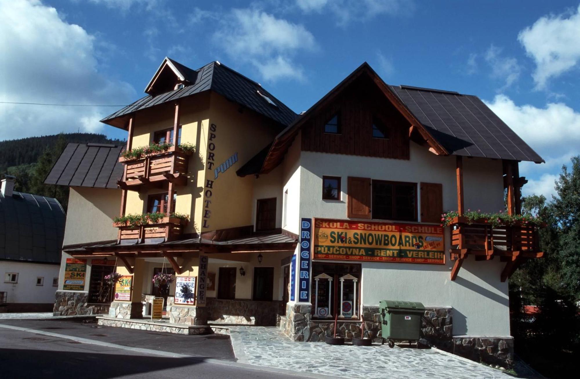 Sport Hotel Pomi Гаррахов Экстерьер фото